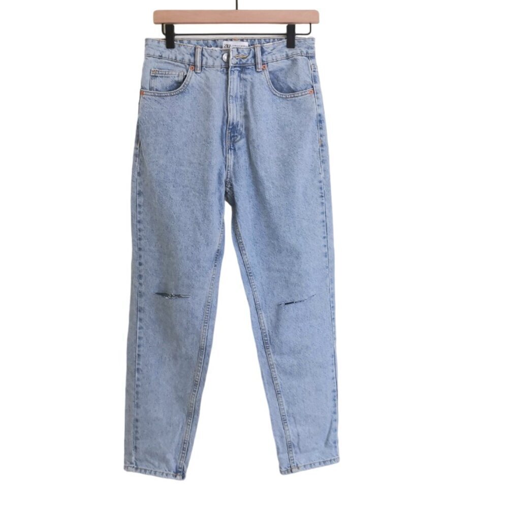 Zara Relaxed High Rise Jean Cut Knee Light Wash Size US‎ 4 EU 36